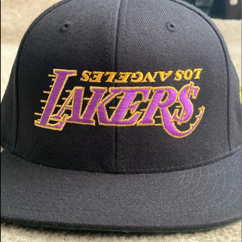 KTH La lakers script black Snapback Hat